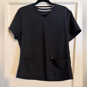 Fabletics Method Scrub Top L Black 2-Pocket V-Neck